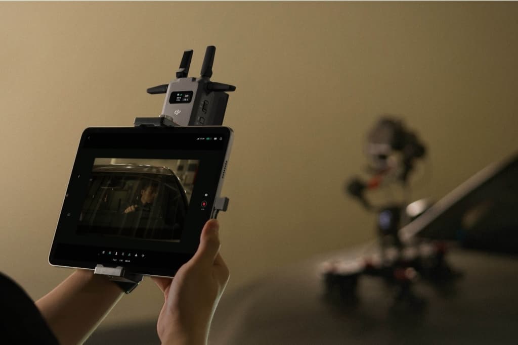 DJI SDR Transmission Tablet Holder Kit