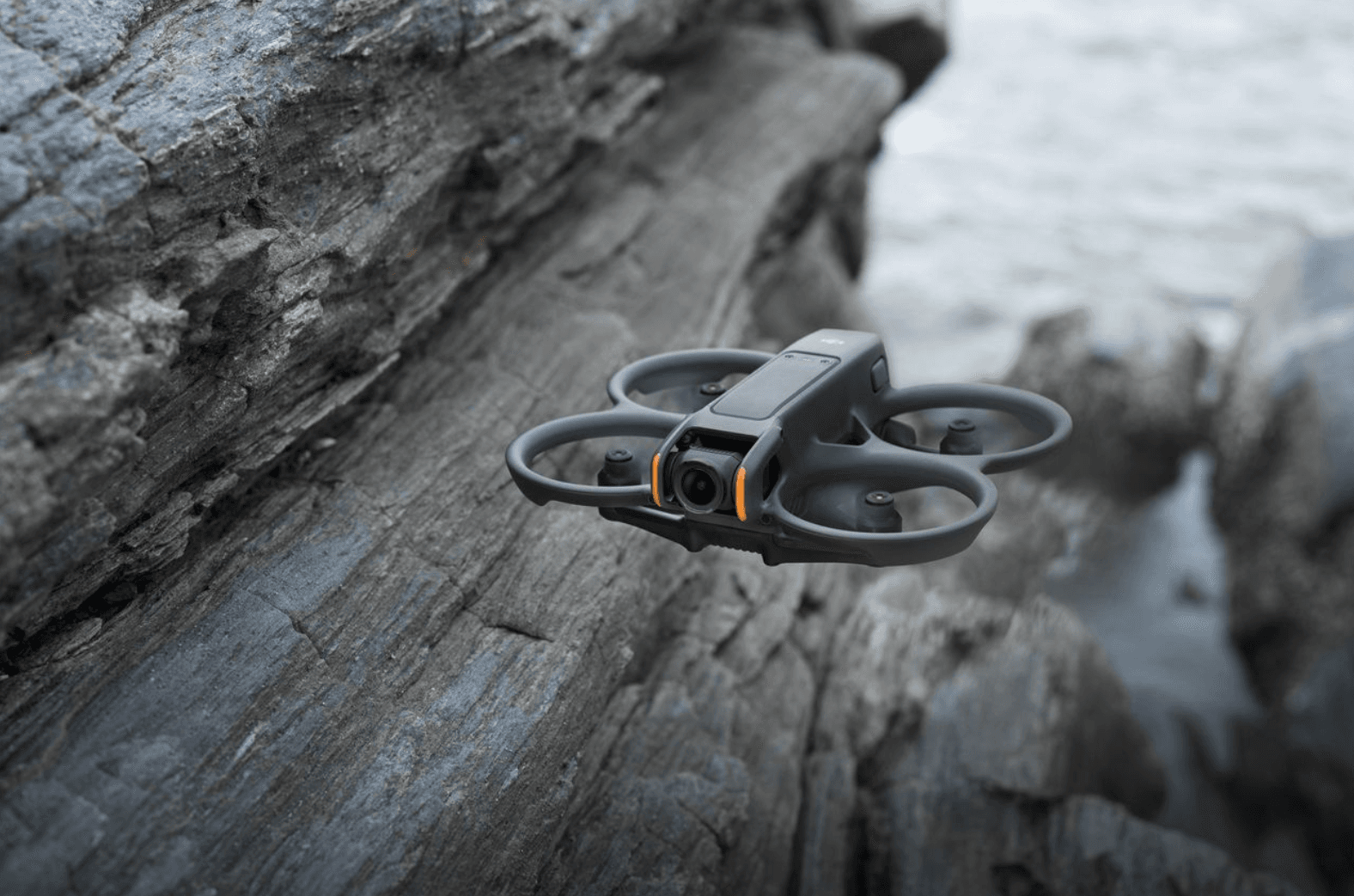 Flygande Avata 2