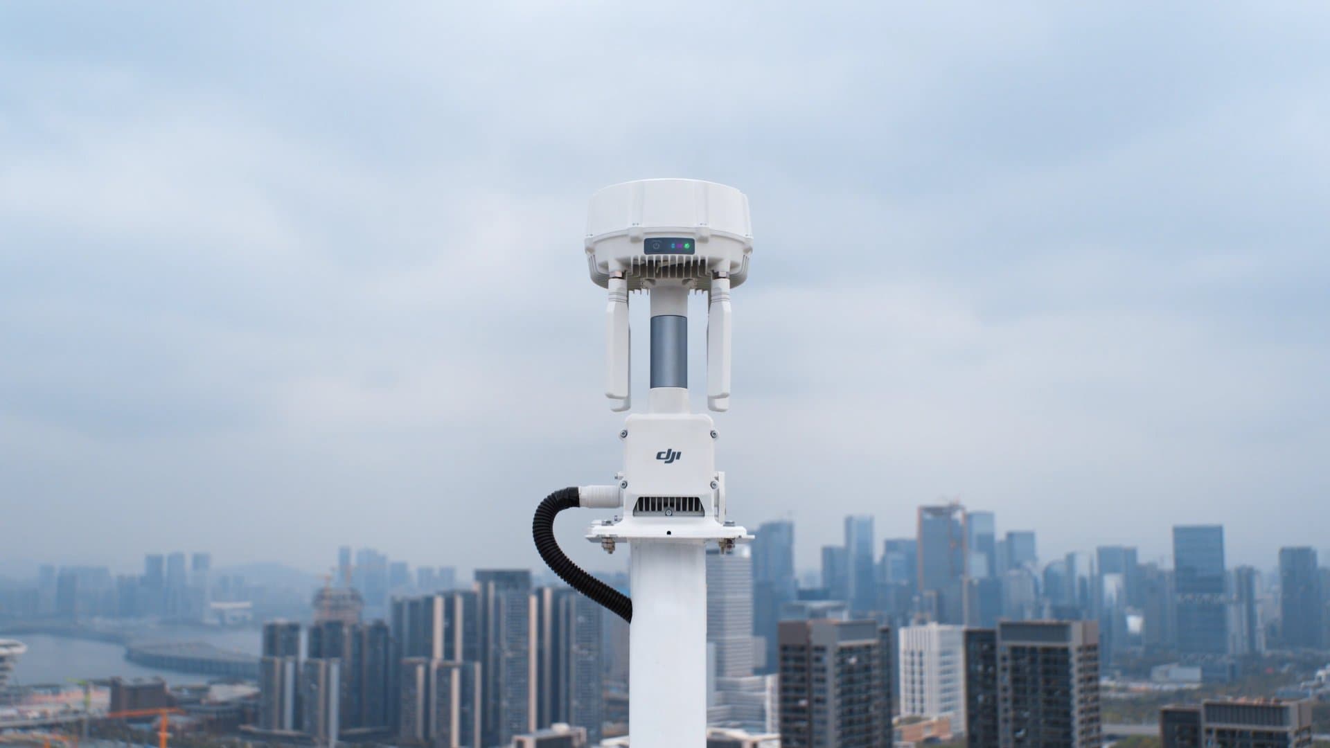 DJI O4 Ground Station - hero-bild for produktbeskrivning